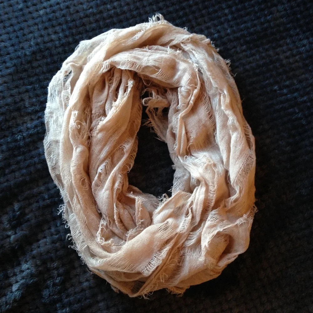 Urban Outfitters Deena & Ozzy Tan Circle Scarf